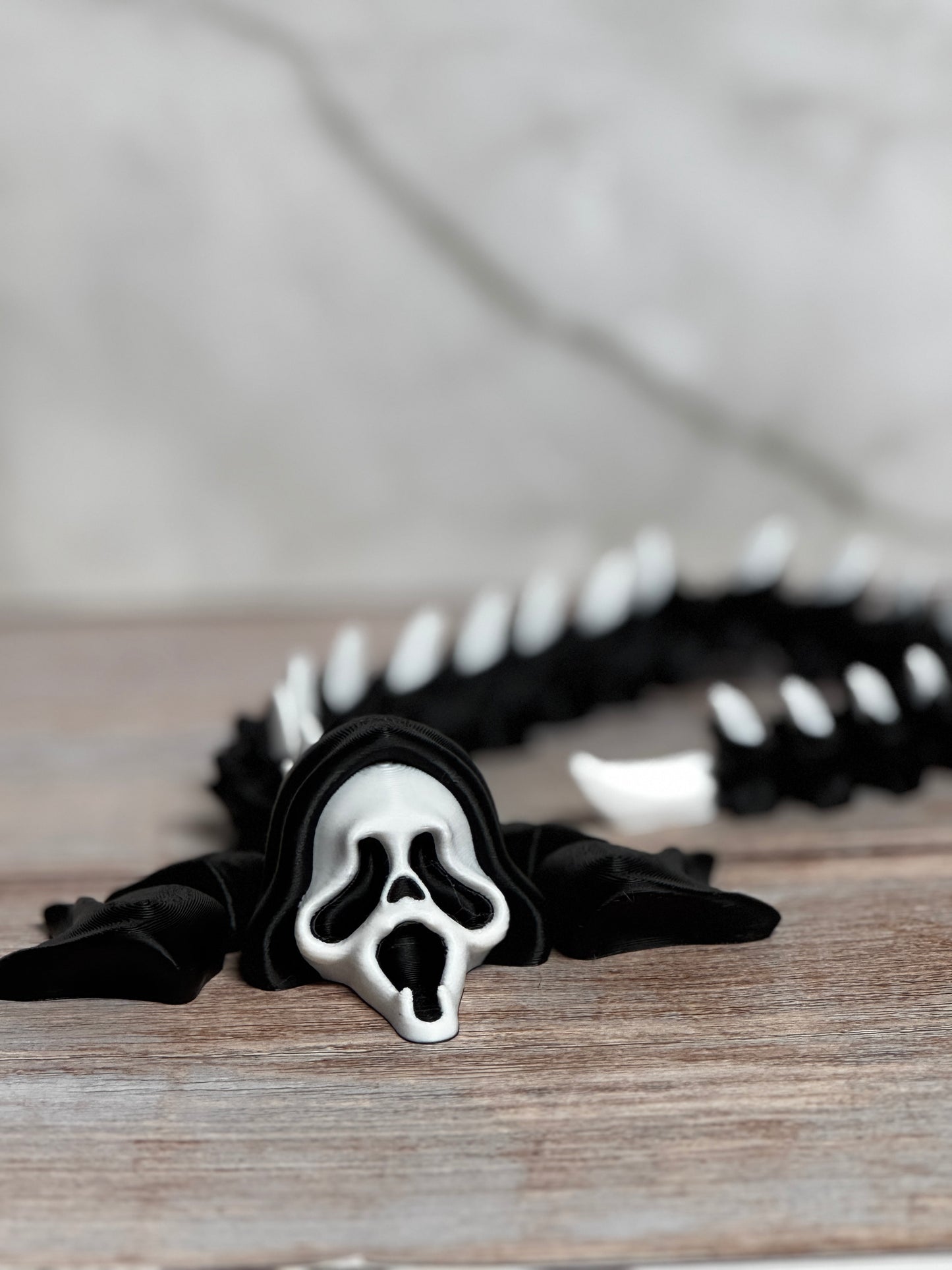 Ghostface Articulated Dragon – Horror Movie Inspired Fidget Collectible