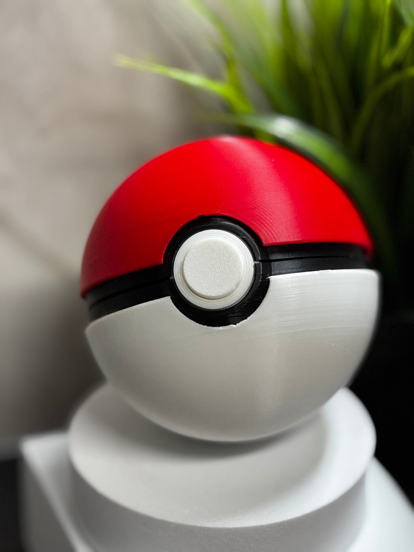 Mystery Creature Capture Ball – Surprise Articulated Toy Inside, 3D Printed Collectible Capsule, Red & White Ball