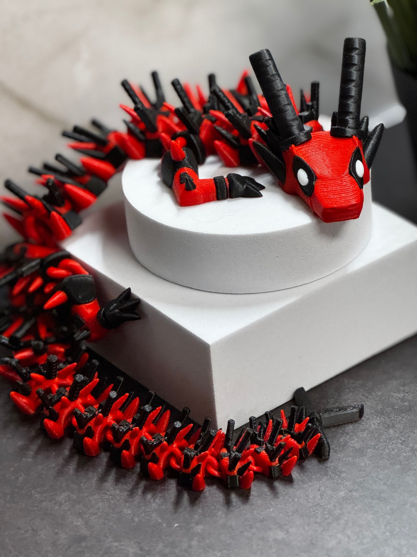 3D Printed Articulated Dead Dragon – Red & Black Demon Dragon Toy, Poseable Fidget Creature, Fantasy Collectible