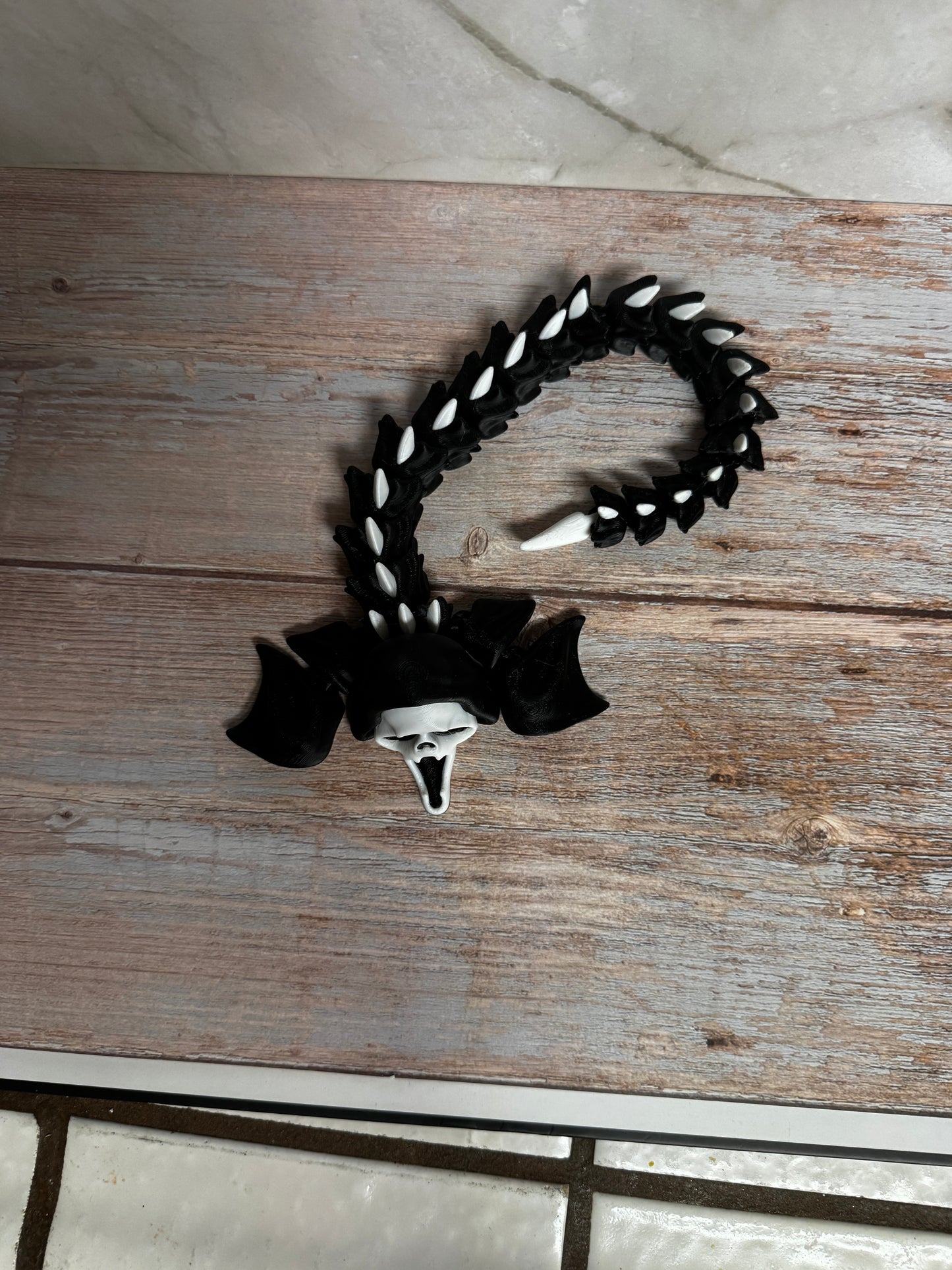 Ghostface Articulated Dragon – Horror Movie Inspired Fidget Collectible