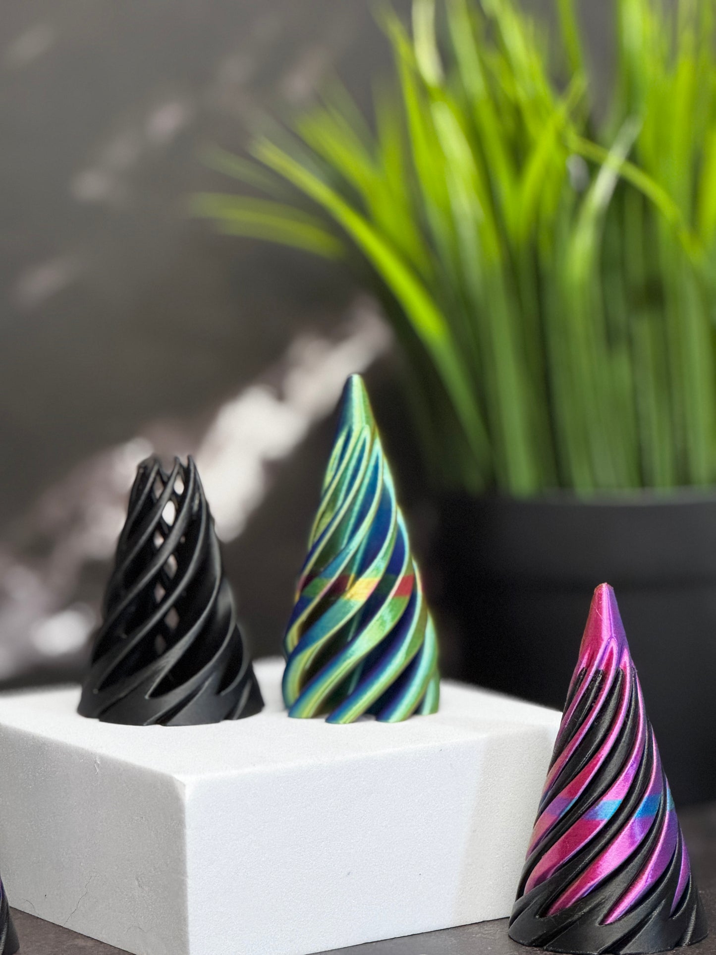Impossible Passthrough Cones – Optical Illusion Desk Toy