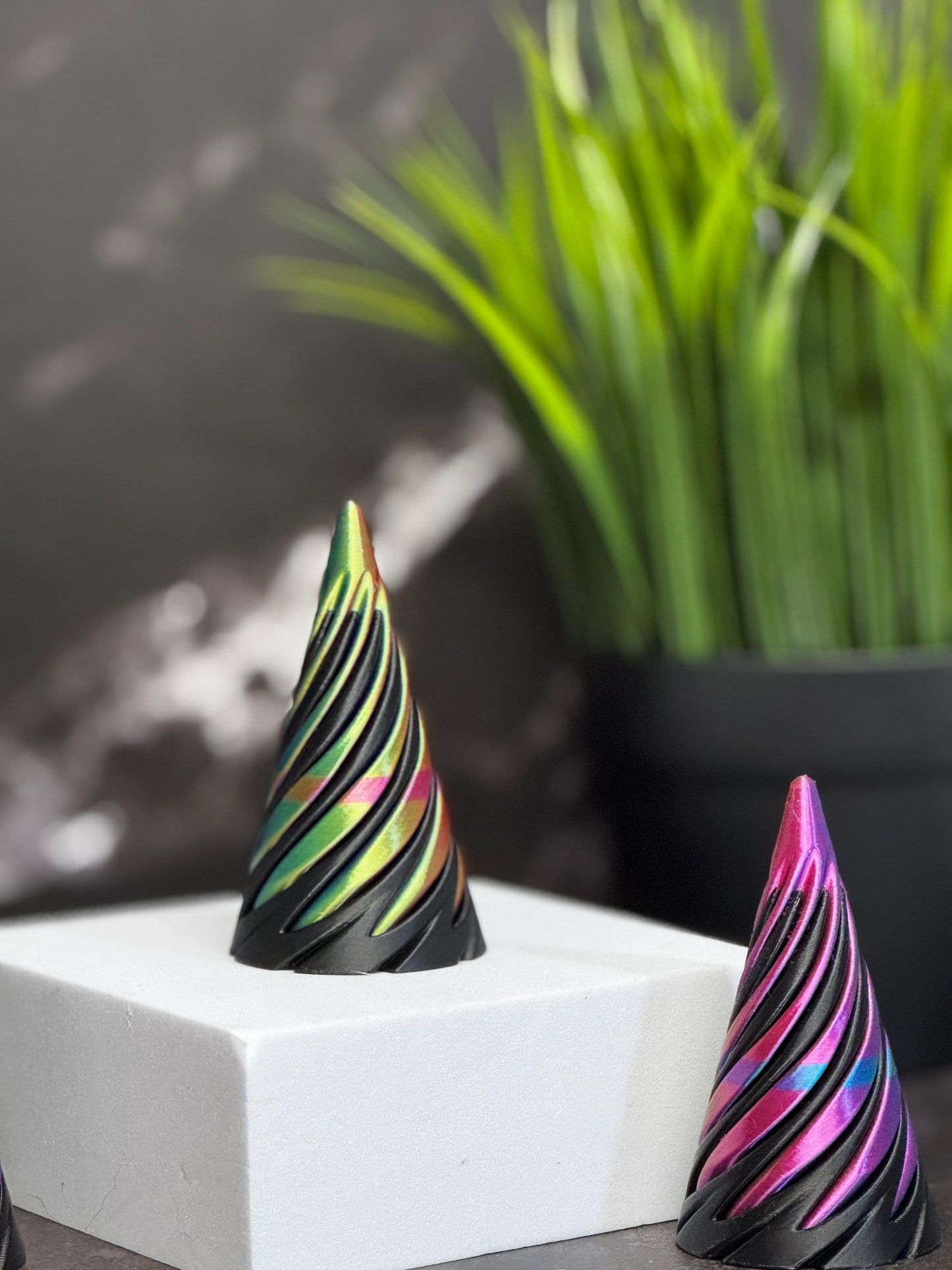 Impossible Passthrough Cones – Optical Illusion Desk Toy