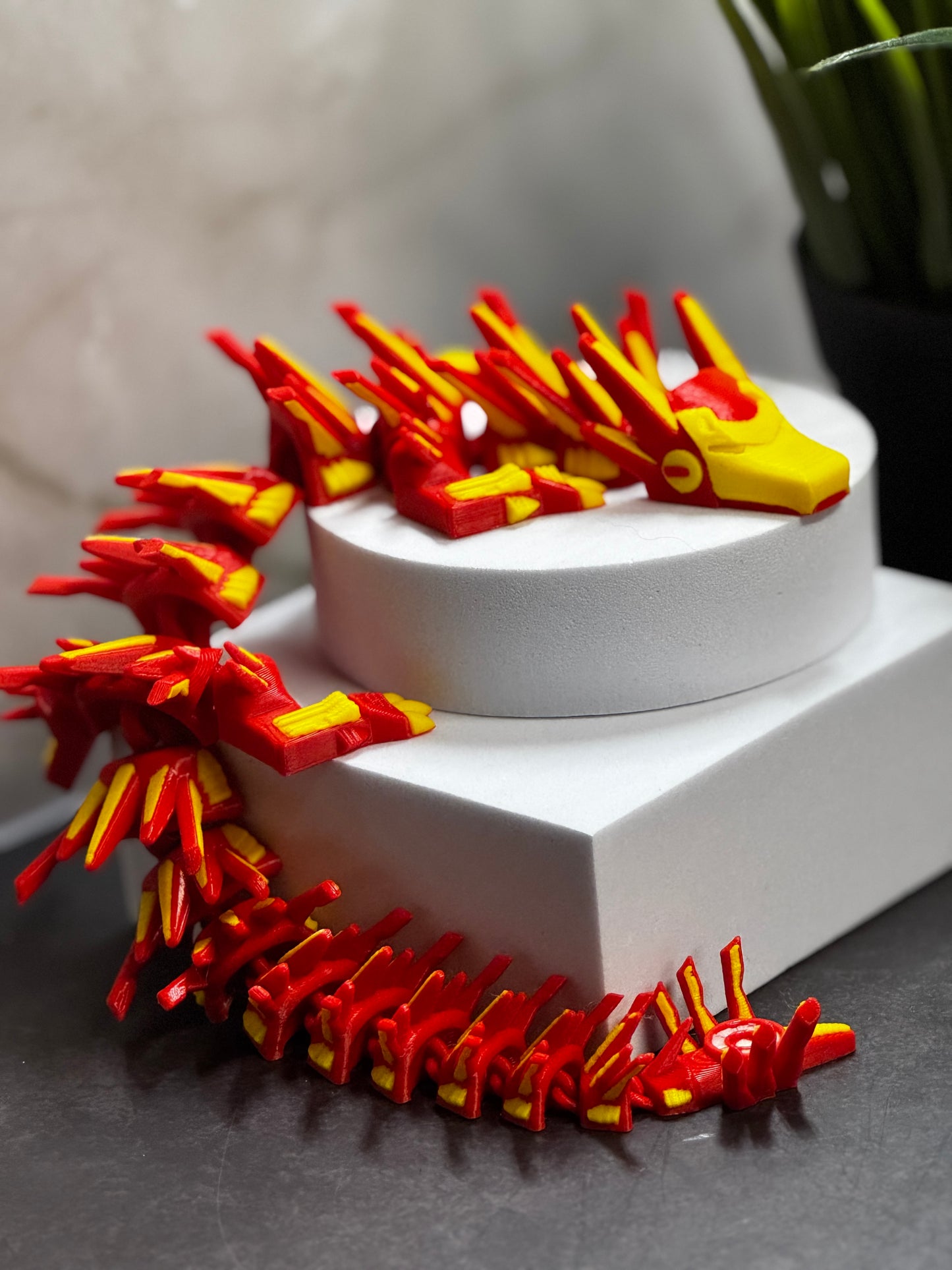 3D Printed Articulated Robot Dragon – Red & Yellow Mech Creature Toy, Futuristic Poseable Figure, Fidget Collectible