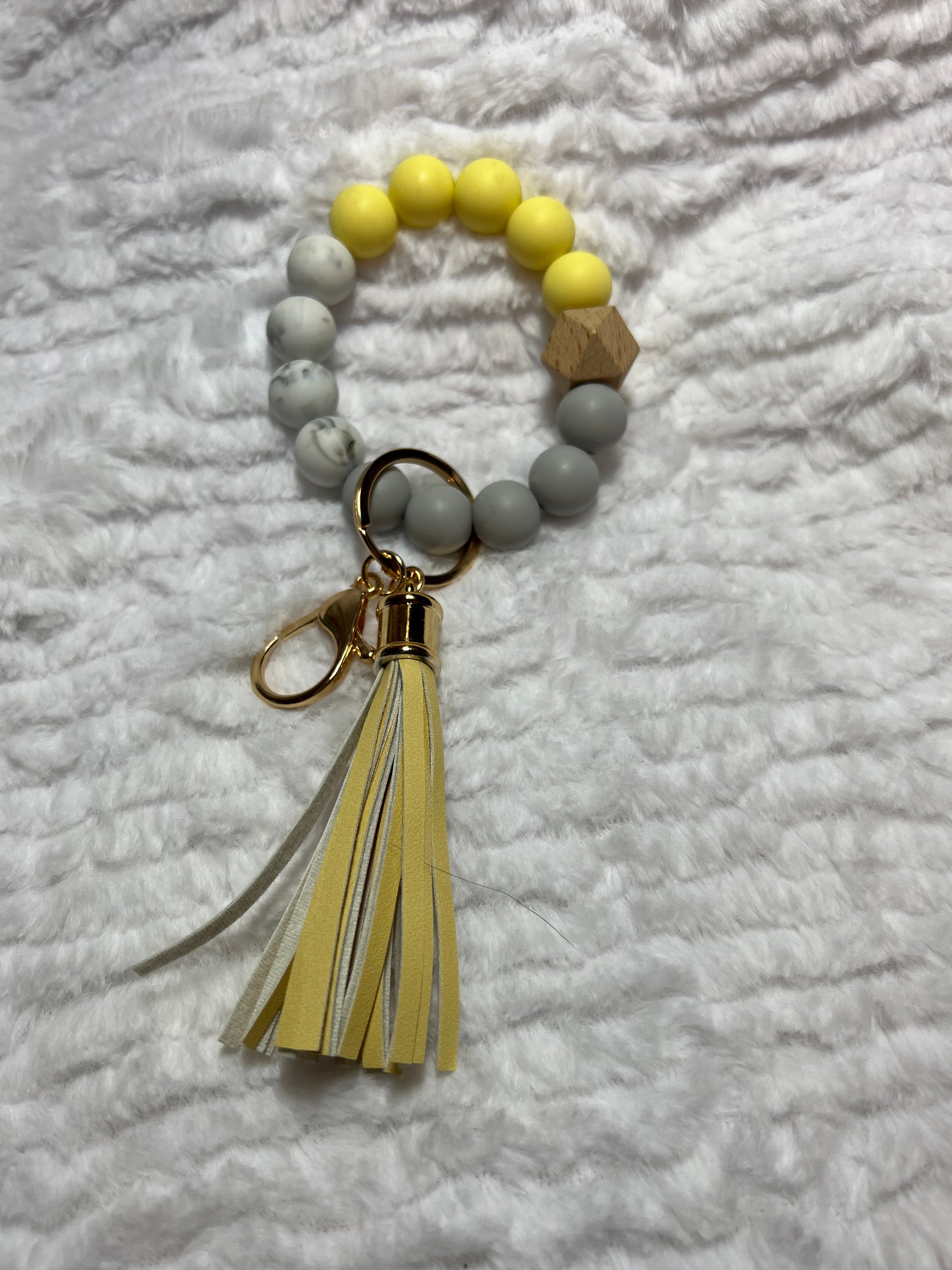 Chunky wristlet keychain