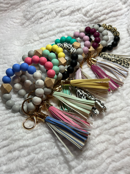 Chunky wristlet keychain